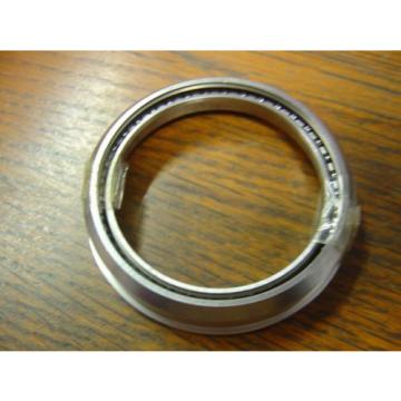 GT FCD74104400/YA3 Four row cylindrical roller bearings I Drive BB Eccentric Cup, Seals and Bearing Kit DH MTB Mountain Bike