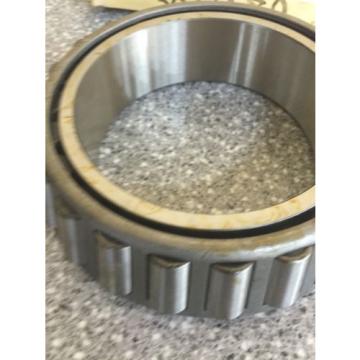 NEW IN BOX  TAPERED ROLLER BEARING HM624749
