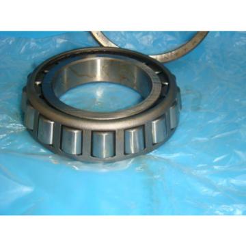 NEW  30213 92KA1 TAPERED ROLLER BEARING NEW IN BOX