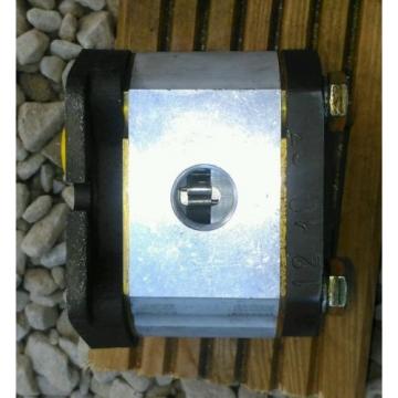 Rexroth Sigma 1PF2G240/005LNO1MHL Hydraulic pump Brand New