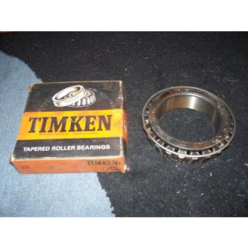 -New-  495 Tapered Roller Bearing Box61A