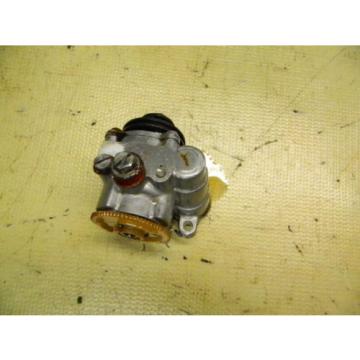 65 YJ2 YJ 2 28 Y28 60 Yamaha engine oil injector injection pump
