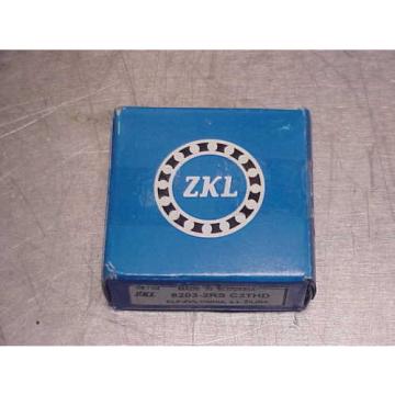 New in Factory Packaging Single Row Ball Bearing ZKL 6203-2RS C3THD