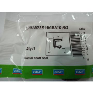 Oil Seal SKF 17x40x10mm Double Lip R23/TC