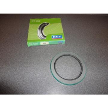 New SKF Grease Oil Seal 39320