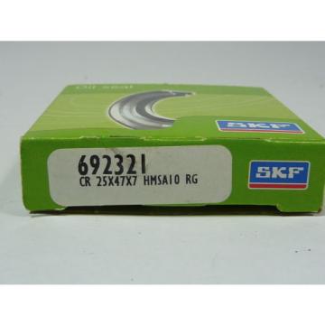 SKF 692321 Oil Seal 25x47x7 ! NEW !