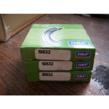 NEW SKF LOT OF 3 OIL SEAL 19832