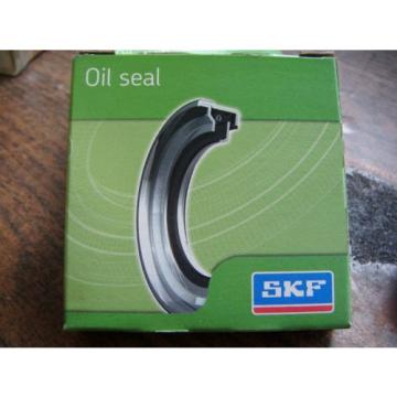 NEW SKF LOT OF 3 OIL SEAL 19832