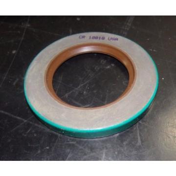 SKF Fluoro Rubber Oil Seal, 1.875&#034; x 3&#034; x .3125&#034;, QTY 1, 18818 |0465eJP2