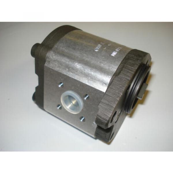 Bosch Rexroth Hydraulic External Gear Pump 0510 625 027 (new) #1 image
