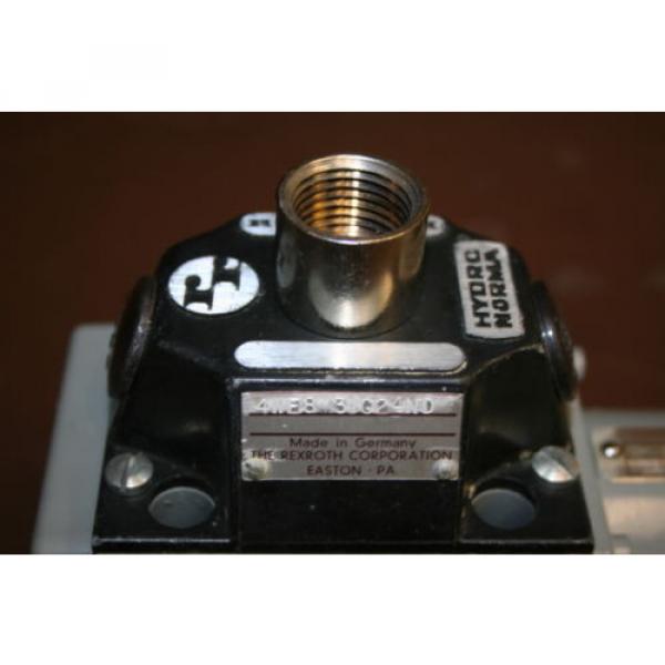 Directional valve 4 port Hydraulic 4WE8Y3 24 VDC Rexroth Unused #3 image