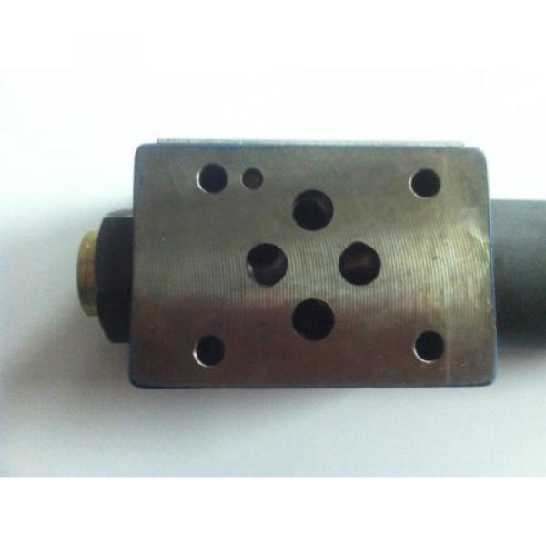 Bosch 811 150 239 Hydraulic Pressure Reducing Valve #5 image