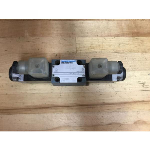 MANNESMANN REXROTH HYDRAULIC DIRECTIONAL VALVE 4WE6D531OFAW110-60N74L  *NEW #1 image