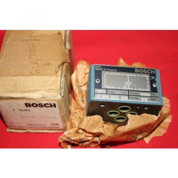 NEW Bosch Rexroth Hydraulic Flow Control Valve 0811004106 - 0 811 004 106 - BNIB #1 image
