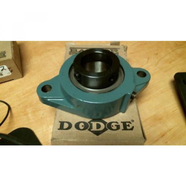 DODGE 22256CA/W33 Spherical roller bearing 53556KH F2B-SXV-107-NL ECCENTRIC COLLAR BEARING #2 image