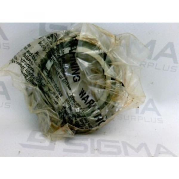  44162 Tapered Roller Bearing New #3 image