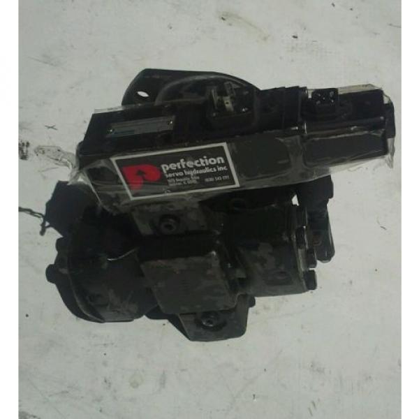 REXROTH Hydraulic pump AA10VSO 28 DEF1/31 R-PKC 62 NOO STW 0063-10/V #2 image