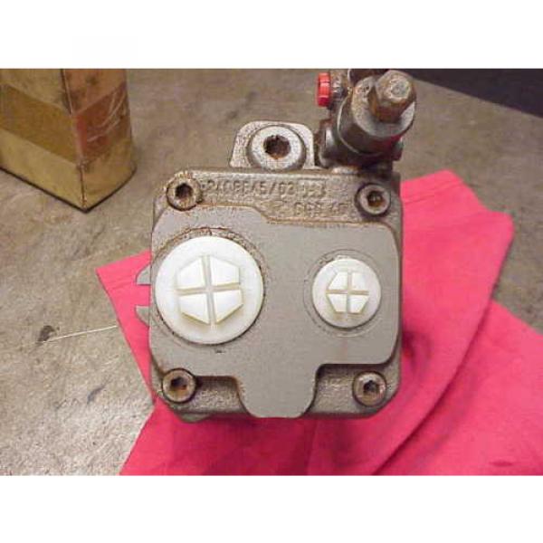 Rexroth Variable Displacement Piston Pump A10V028DFR/52 #2 image