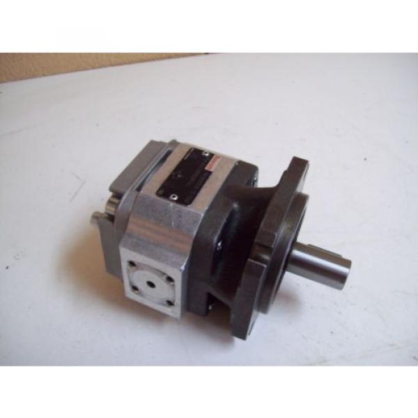 REXROTH PGP2-22/006RE20VE4 HYDRAULIC GEAR PUMP - USED - FREE SHIPPING!!! #3 image