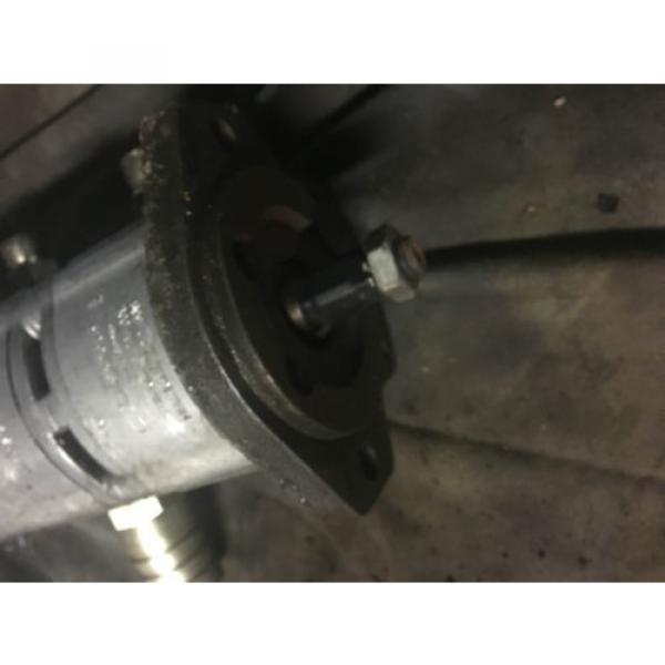Mini Digger Rexroth Hydraulic Pump - MNR151822668 JCB 8014 (2) #3 image