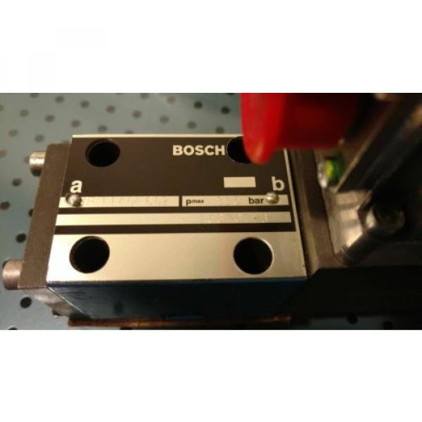 Bosch 0811-404-602 Proportional Valve Rexroth 4WRPEH6C3B24L-2X/G24K0/A1M NEW #1 image
