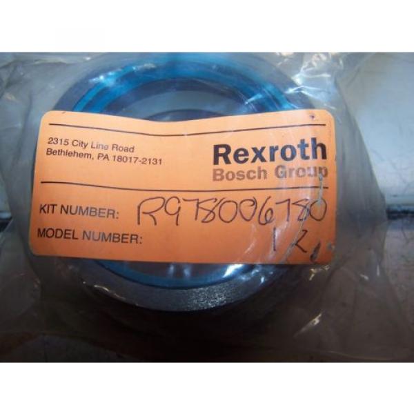 NEW REXROTH 2-1/2&#034; ROD GLAND KIT FOR HYDRAULIC CYLINDER R978006780 #3 image