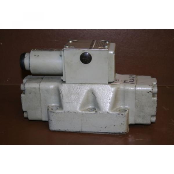 Directional control valve 4way Hydraulic 24V 4WEH20HD13.0/G24NET Rexroth Unused #1 image