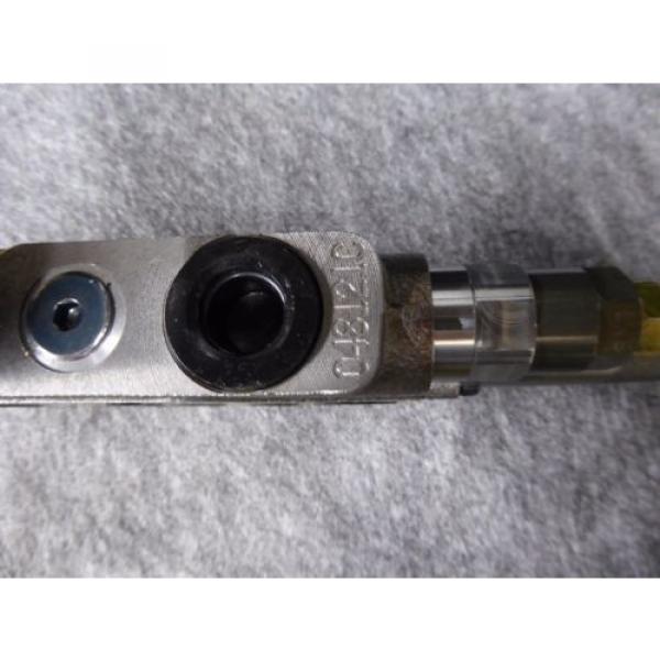 New Rexroth Sectional Valve P/N 6Y13G4, 048121C #2 image