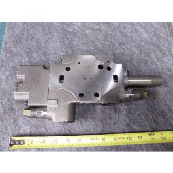 New Rexroth Sectional Valve P/N 6Y13G4, 048121C #4 image
