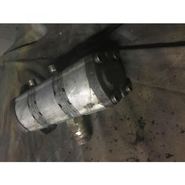 Mini Digger Rexroth Hydraulic Pump - MNR151822670 JCB 8014 (1) #3 image