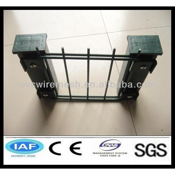 wholesale Powder Coated CE&amp;ISO certificated Double Wire Fence(professional manufacturer) #5 image