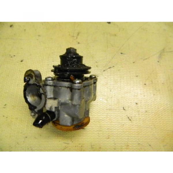 65 YJ2 YJ 2 28 Y28 60 Yamaha engine oil injector injection pump #2 image