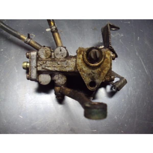 1996 96 ARCTIC CAT EXT 580 TWIN SNOWMOBILE INJECTION OIL PUMP ENGINE INJECTOR #3 image