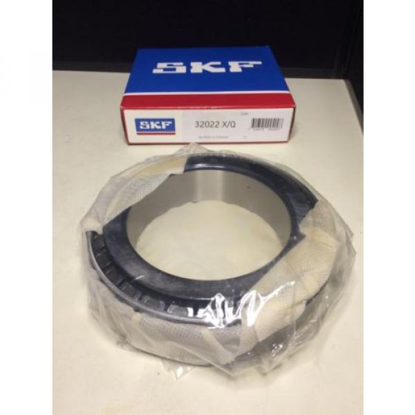 New Genuine  32022 X/Q Metric Taper Roller Bearing **Free Expedited Shipping* #1 image