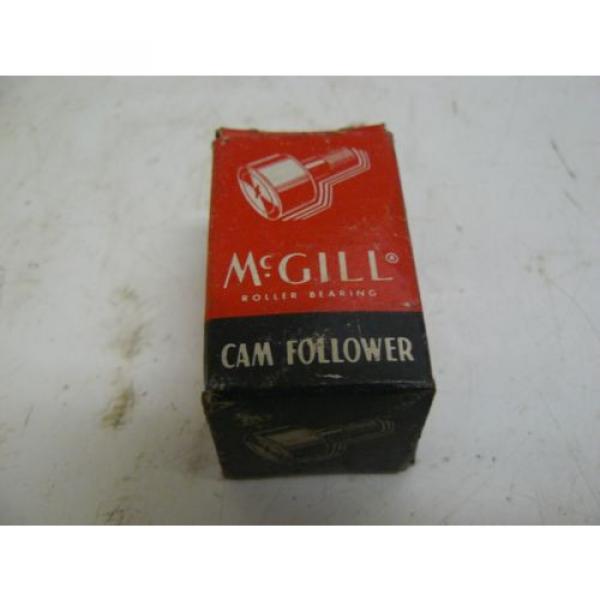 NEW MCGILL CF-1-1/8-S CAM FOLLOWER BEARING SEALED 1-1/8IN OD #1 image