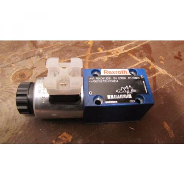 NEW - Rexroth Directional Spool Valve, R900913281 #1 image