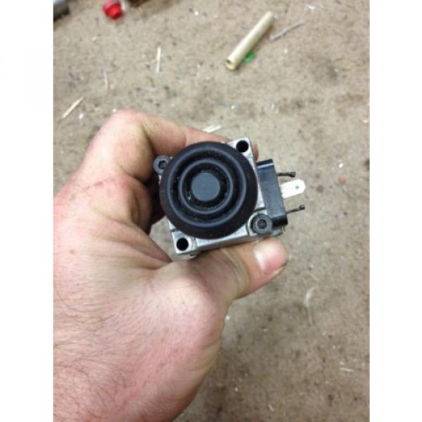 Rexroth Directional Control Solenoid valve 4port Hydraulic 4WE5N6.1/W120-60NZ4 #4 image
