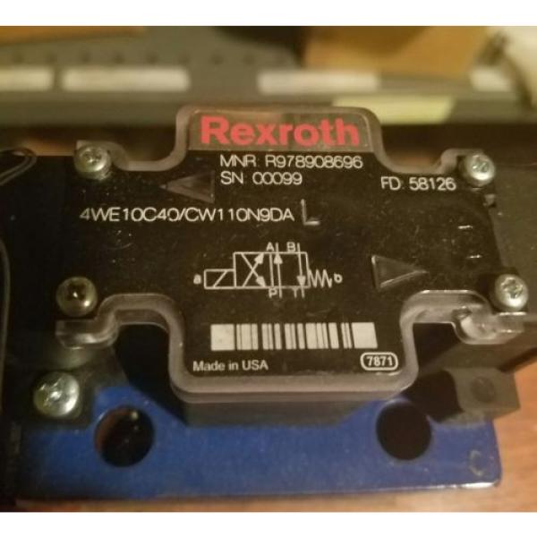 Rexroth 4WE10C40/CW11ON9DA R978908696 Hydraulic Valve New #1 image