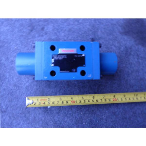 NEW REXROTH DIRECTIONAL CONTROL VALVE R978900912 # 4WP10C31/0F/12S043A-1504 #1 image