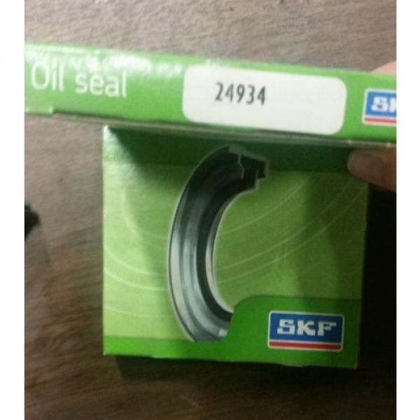 SKF 24934 Oil Seal New Grease Seal CR Seal #1 image
