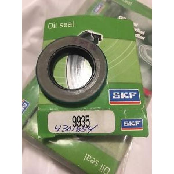 LOT OF 4 NIB SKF 9935 OIL SEALS SPRING LOADED 1X1.62X.25IN Free Shipping In Usa #1 image