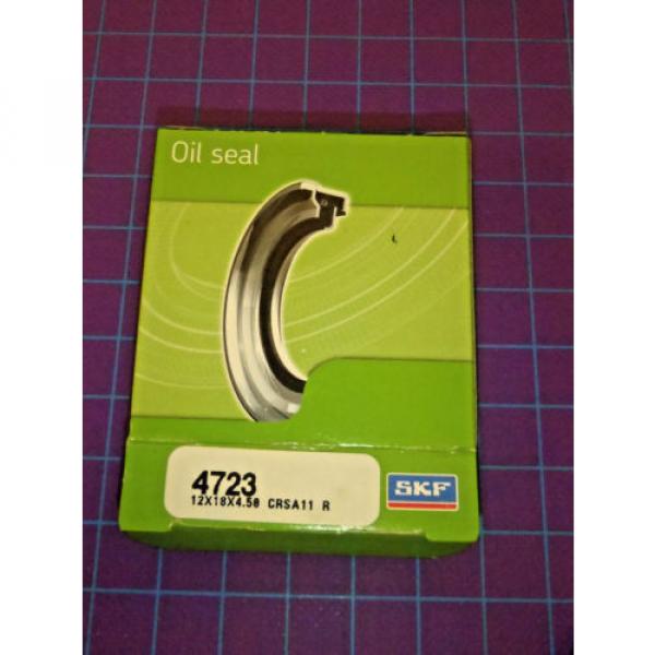 Lot of Twenty: SKF 4723  Oil Seals !96B! #2 image