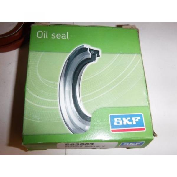 NEW SKF OIL SEAL IN BOX 563863(P) #3 image