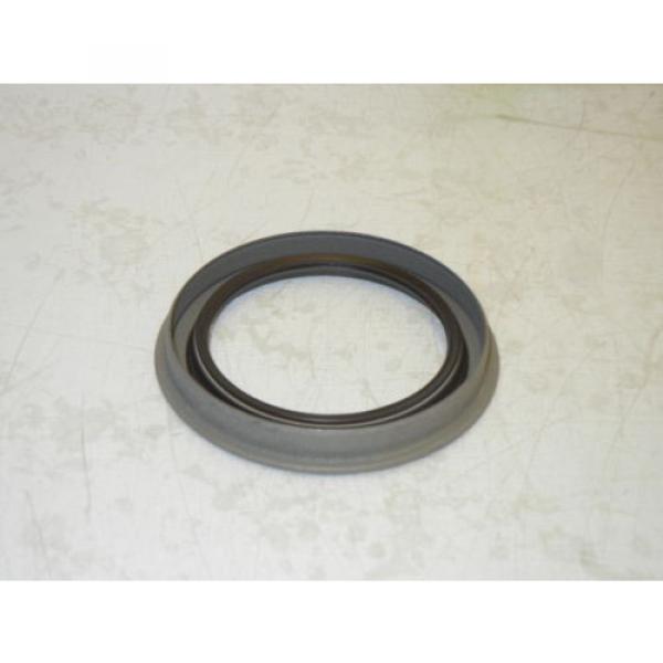 LOT OF 5 SKF 19852 NEW OIL SEALS JOINT RADIAL 19852 #3 image