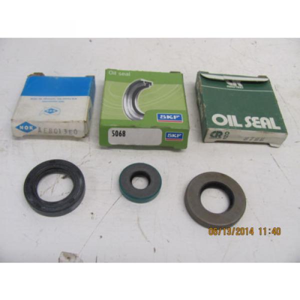 LOT OF 3 OIL SEALS SKF 5068/ CR8796 /NOK AE8013EO NEW(OTHER) #1 image