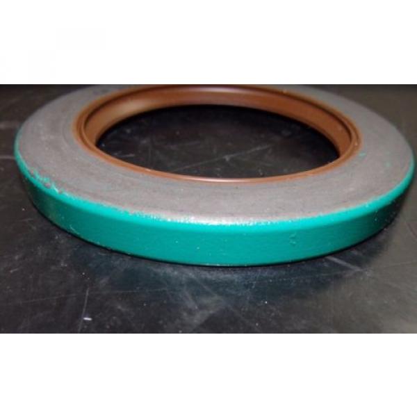 SKF Fluoro Rubber Oil Seal, QTY 1, 2.5&#034; x 3.623&#034; x .375&#034;, 25076 |4510eJN4 #4 image