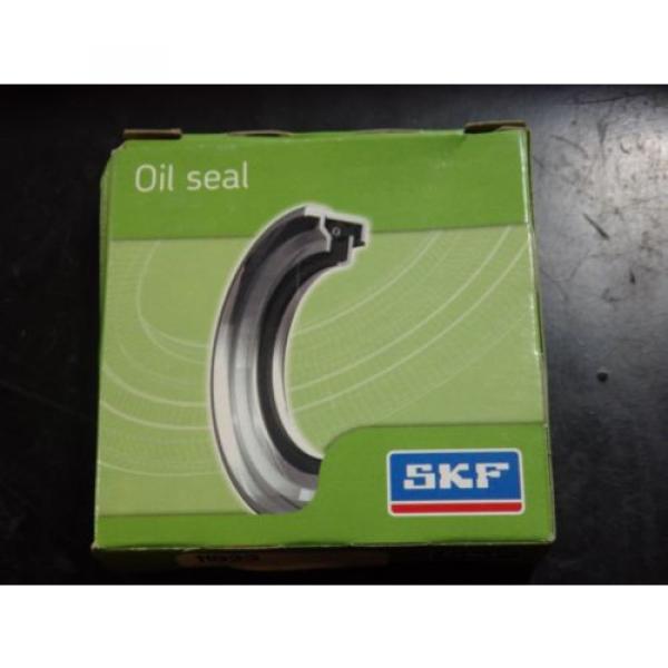 SKF Nitrile Oil Seal, QTY 1, 1.625&#034; x 2.623&#034; x .25&#034;, 16322 |0038eJO1 #4 image