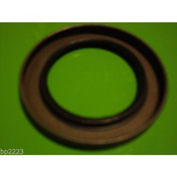 CR INDUSTRIES, SKF SHAFT OIL SEAL 19301, 2&#034; SHAFT, NEW #2 image
