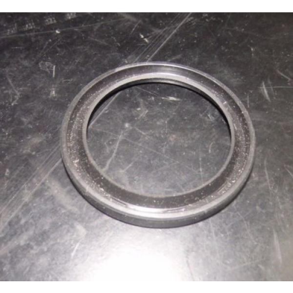 SKF Nitrile Oil Seal, QTY 1, 40mm x 52mm x 5mm, 15743 |8285eJO1 #1 image