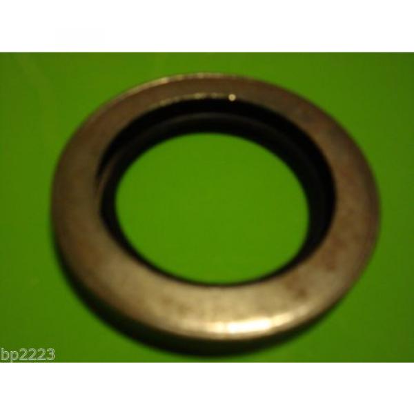 CR INDUSTRIES, SKF SHAFT OIL SEAL 21302, 2-1/8&#034; SHAFT, NEW #3 image